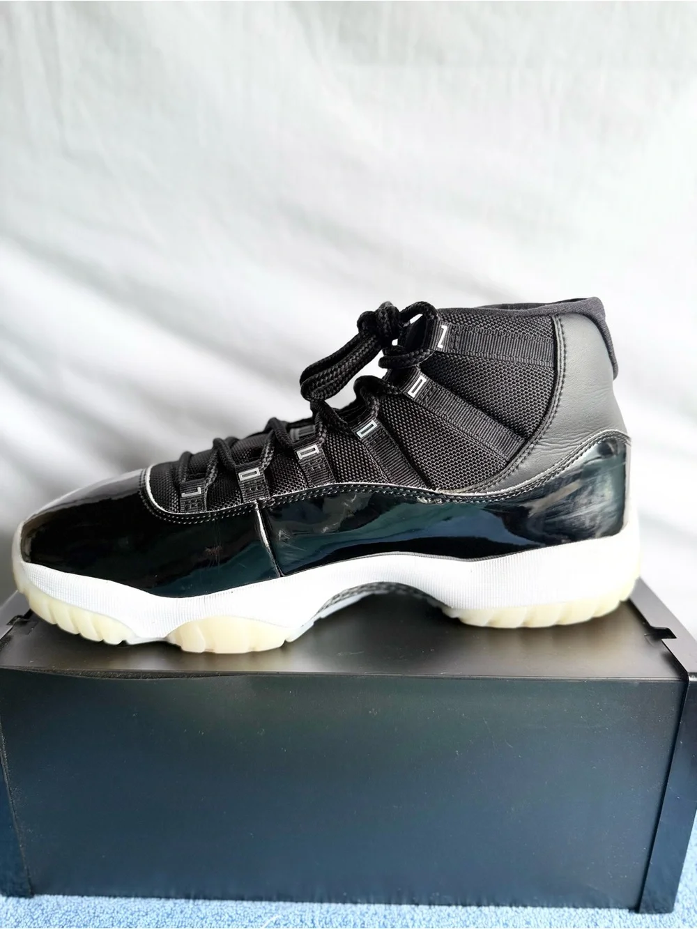 AUTHENTIC Jordan 11 Retro Jubilee size 11.5 CT8012-011 2020 PRE-OWNED